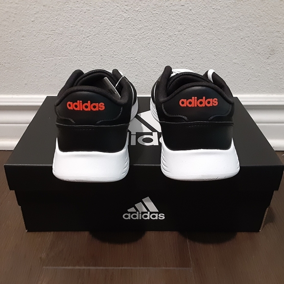 Adidas - Picture 4 of 4